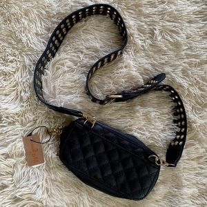 3AM purse. Black. New, never used